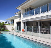 Stunning Beachside Home minutes from Coolum Beach - New South Wales Tourism 