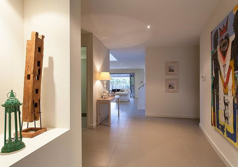 Stunning Beachside Home Minutes From Coolum Beach - New South Wales Tourism  2