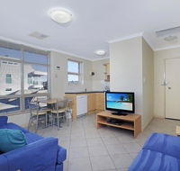 Stylish Comfortable 2 bdrm Glenelg North