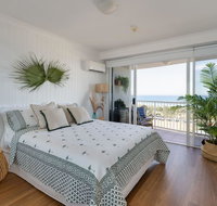 Stylish Studio with Ocean Views Bel Air Broadbeach - New South Wales Tourism 
