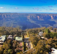 Sublime Sunrise On The Cliff - BBQ  FIRE PIT - New South Wales Tourism 