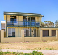 Sun and Fun - New South Wales Tourism 