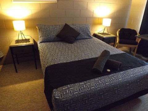 Sunbird Motel - New South Wales Tourism  2