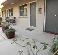 Sunbird Motel