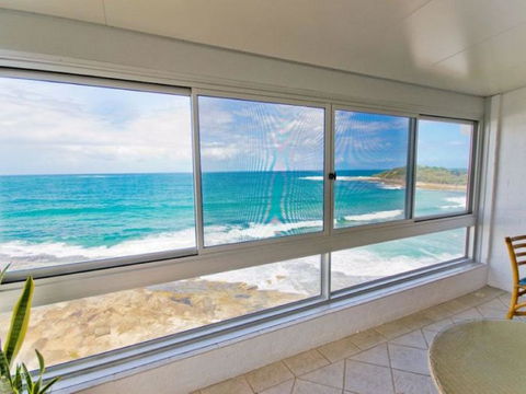 Suncrest 3 - New South Wales Tourism  0