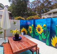 Sunflower Villa in Raffertys Resort - New South Wales Tourism 