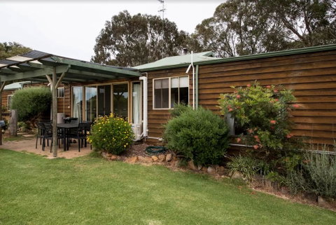Sunflowers Animal Farm & Farmstay - New South Wales Tourism  1