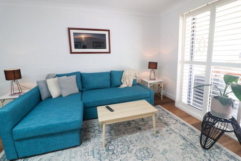 Sunflower Villa In Raffertys Resort - New South Wales Tourism  3