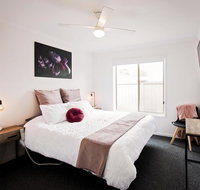 Sunny Shackell - Echuca Moama Holiday Accommodation - New South Wales Tourism 