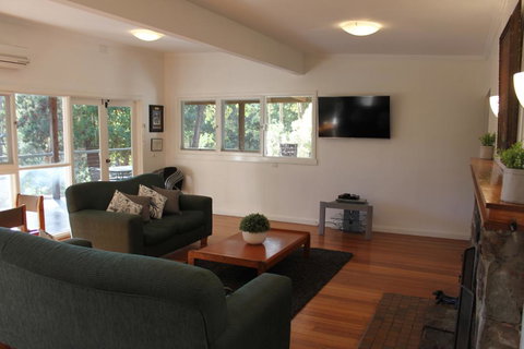 Sunny Corner Lake Eildon - New South Wales Tourism  3