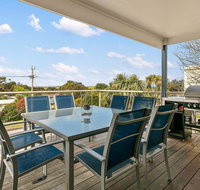 Sunrise at Smiths Beach - New South Wales Tourism 