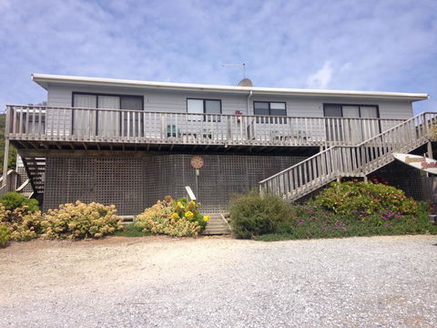 Sunset Holiday Villas - New South Wales Tourism  0