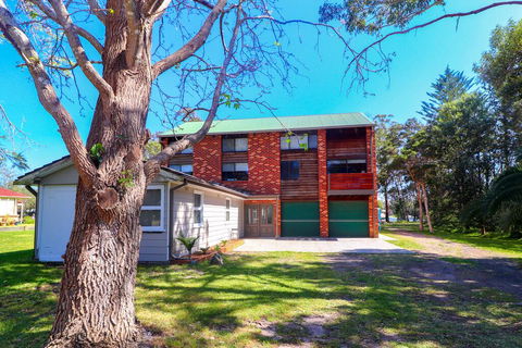 Sunset Lodge - New South Wales Tourism  1