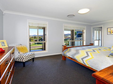 Sunset Over Neptune - Pet Friendly, 5 Min To Beach - New South Wales Tourism  3