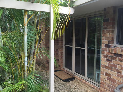 Sunshine Coast Tropical Getaway - New South Wales Tourism  3