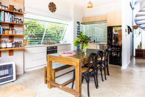 Sunworship Villas 3 And 4 - New South Wales Tourism  0