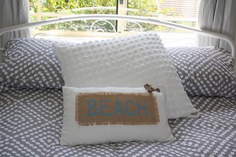 Surf Beach On Eric - New South Wales Tourism  1