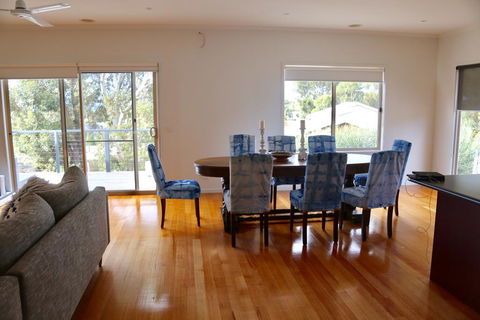 Surf Coast Haven - New South Wales Tourism  0