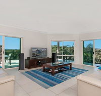 Surfside  Shellys - East Ballina - New South Wales Tourism 