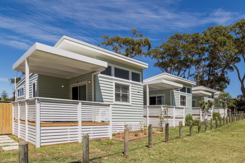 Surfside Cudmirrah Beach - New South Wales Tourism  1