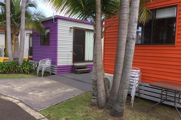Sussex Palms Holiday Park with New South Wales Tourism 