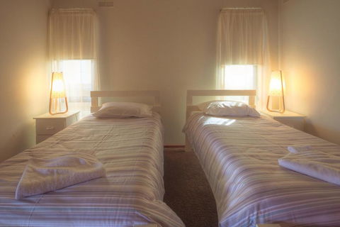 Swimmers' Rest - Uninterrupted Panoramic Ocean Views - New South Wales Tourism  3