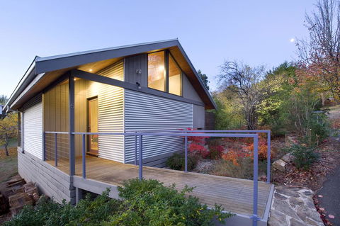 Swiss Mt Villa 5 Balneo - New South Wales Tourism  0