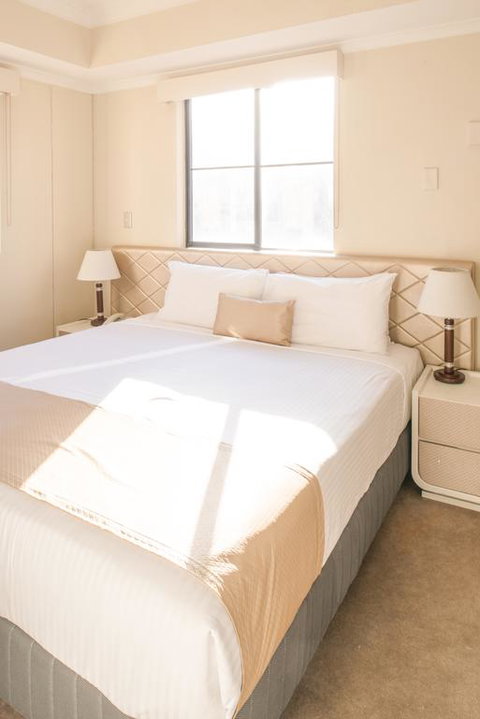 Sydney Hotel Harbour Suites - New South Wales Tourism  3