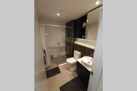 Sydney Olympic Park Luxury Apartment - New South Wales Tourism  3