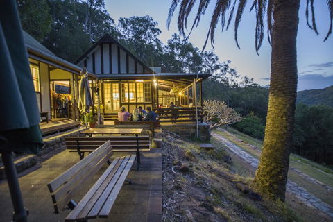 Sydney, Pittwater YHA - New South Wales Tourism  0