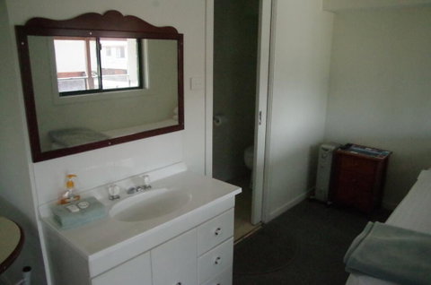 T's Resort & Motel - New South Wales Tourism  1