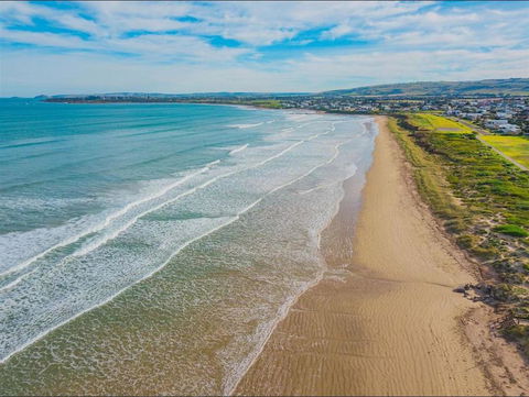 Tahren Beachfront Shack - New South Wales Tourism  2