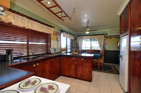 Talga Escape Rothbury With Pool And Views - New South Wales Tourism  1