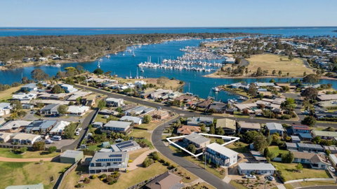 Tanjil - A Stroll From The Water In Paynesville - New South Wales Tourism  0