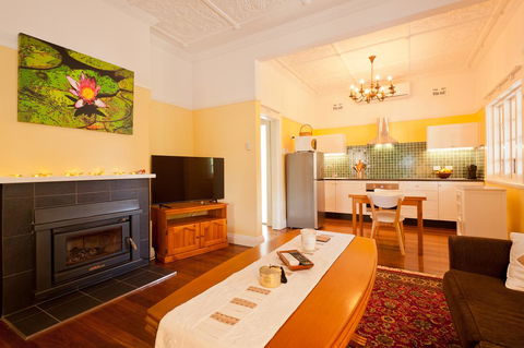 Taree Apartment - New South Wales Tourism  0
