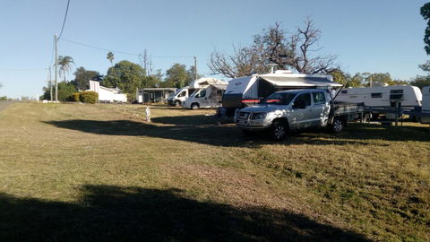 Taroom Caravan & Tourist Park - New South Wales Tourism  1