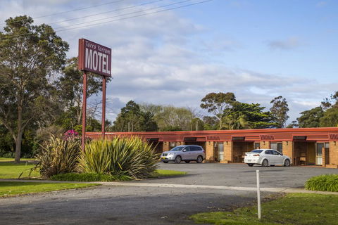 Tarra Motel - New South Wales Tourism  0