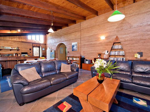 Tea Tree - New South Wales Tourism  0