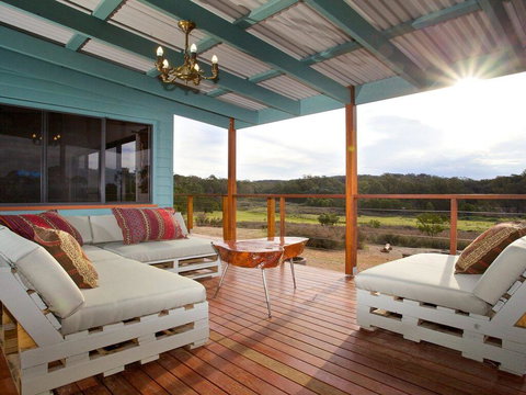Tea Tree Hollow - 50 Percent Off Third Night On Weekend - New South Wales Tourism  0