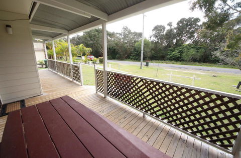 Tea Tree Lodge At Hat Head - New South Wales Tourism  0