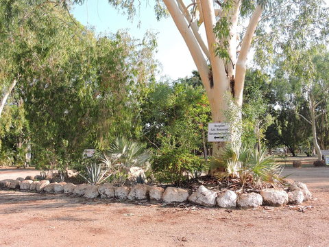 Territory Manor Motel & Caravan Park - New South Wales Tourism  2