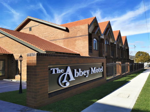 The Abbey Motel Goulburn - New South Wales Tourism  0