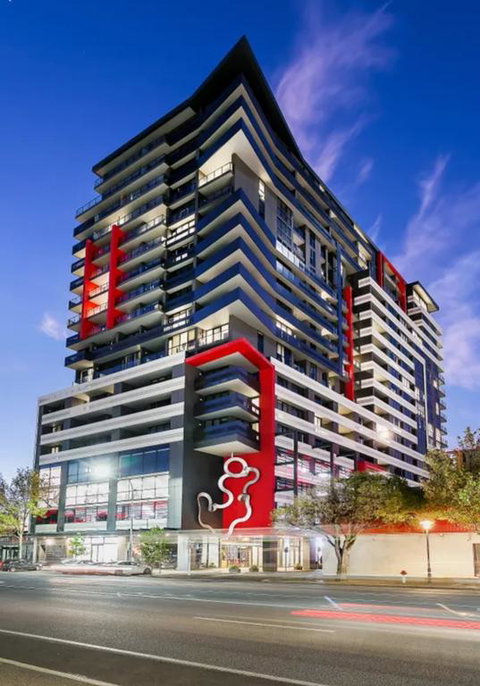 The Apartment Complex - New South Wales Tourism  3