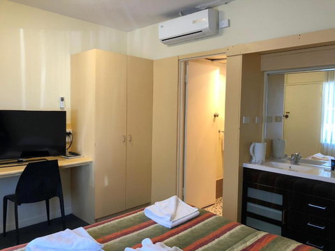 The Astor Suites - New South Wales Tourism  1