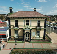The Bank Guesthouse Glen Innes - New South Wales Tourism 