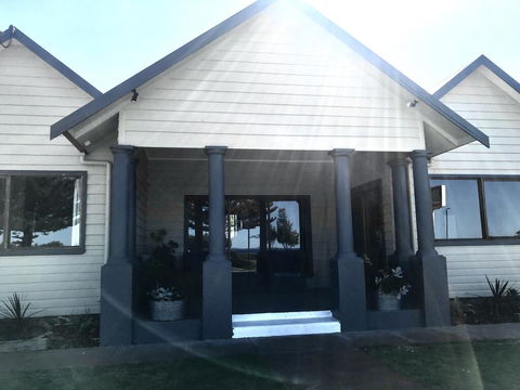 The Beach House & Villas - New South Wales Tourism  1