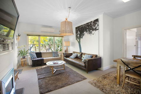 The Beach House Apartment - New South Wales Tourism  3