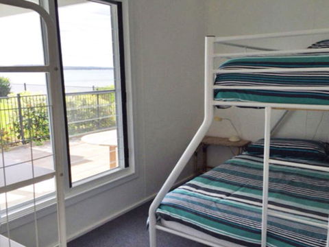 The Beach House' 169 Soldiers Point Road - Right On The Waterfront - New South Wales Tourism  1