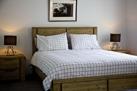 Penguin Beachfront Apartments - New South Wales Tourism  25
