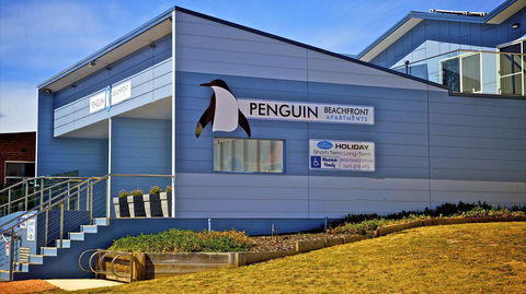 Penguin Beachfront Apartments - New South Wales Tourism  22